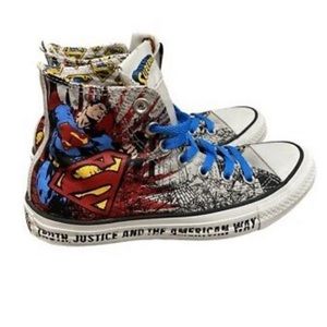 Rare edition CONVERSE ALL STAR SUPERMAN CHUCK TAYLOR unisex men size 6, women 8